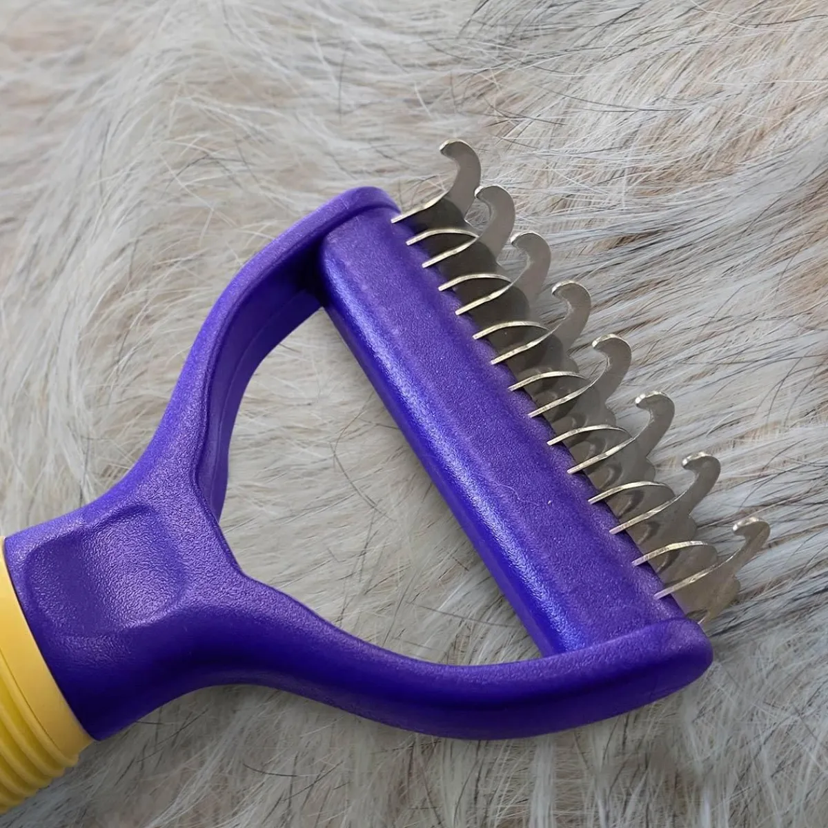 Ryan's Pet Supplies Jelly Pet Dual Deshedding Rake