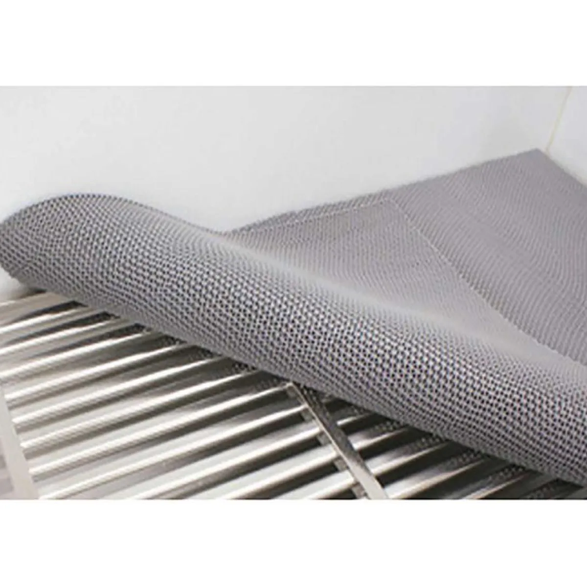 Ryan's Pet Supplies Paw Brothers Replacement Grey 3M Tub Mat 36.5 X 23.5